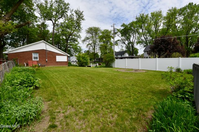 41 Van Buren Avenue, Colonie, NY 12205