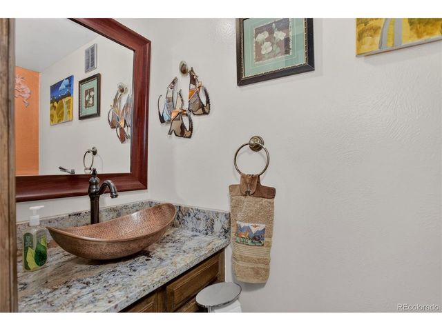 7724 Parfet St, Arvada, CO 80005