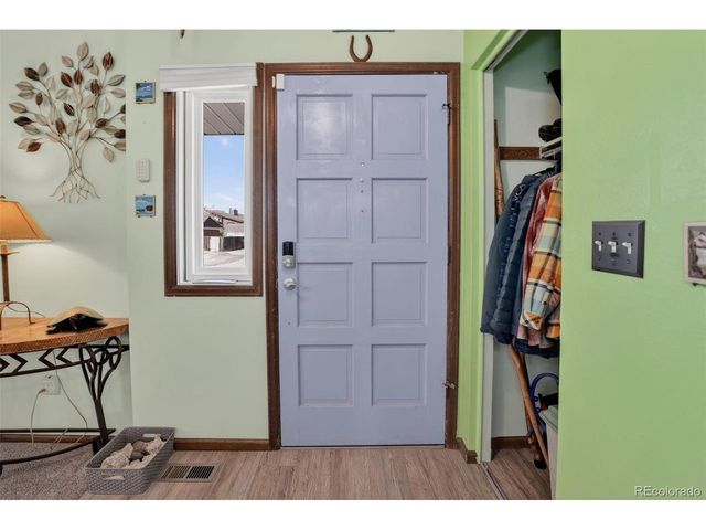 7724 Parfet St, Arvada, CO 80005