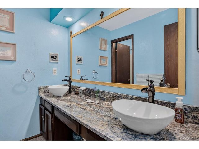 7724 Parfet St, Arvada, CO 80005