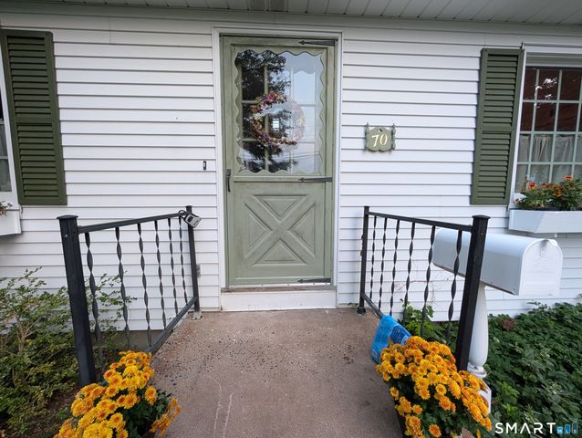70 Burwood Road, Wethersfield, CT 06109