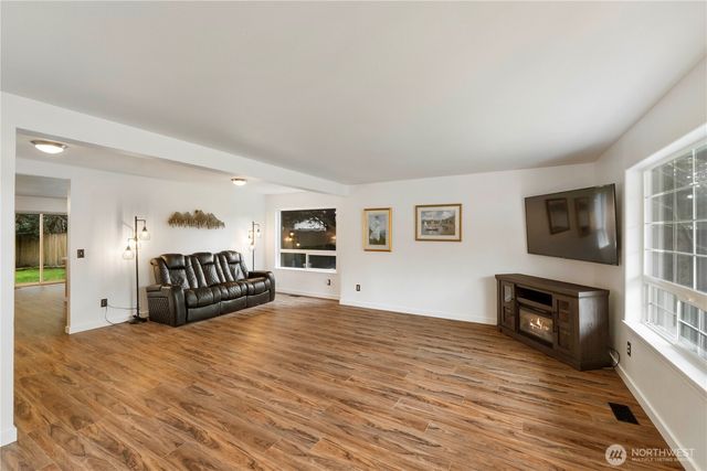 8710 203rd st E, Spanaway, WA 98387