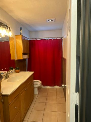 711 9th Street, Wolfforth, TX 79382