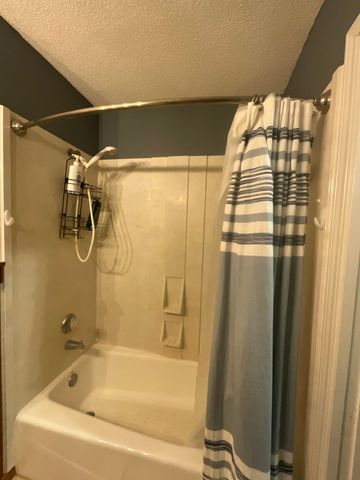 711 9th Street, Wolfforth, TX 79382