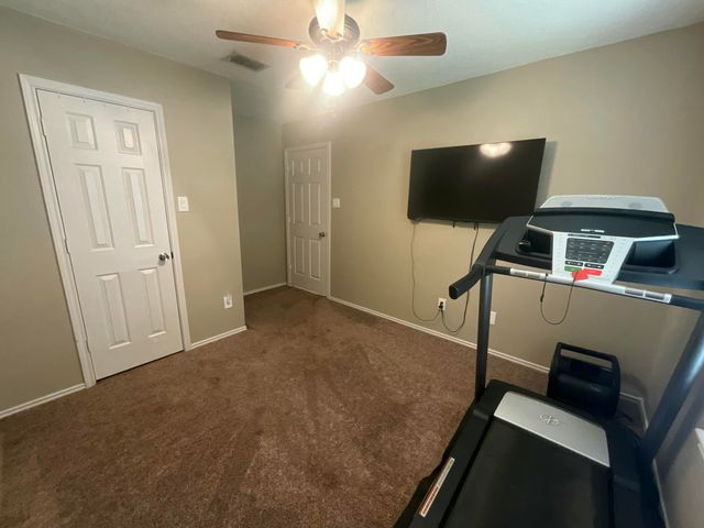 711 9th Street, Wolfforth, TX 79382