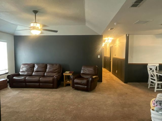 711 9th Street, Wolfforth, TX 79382