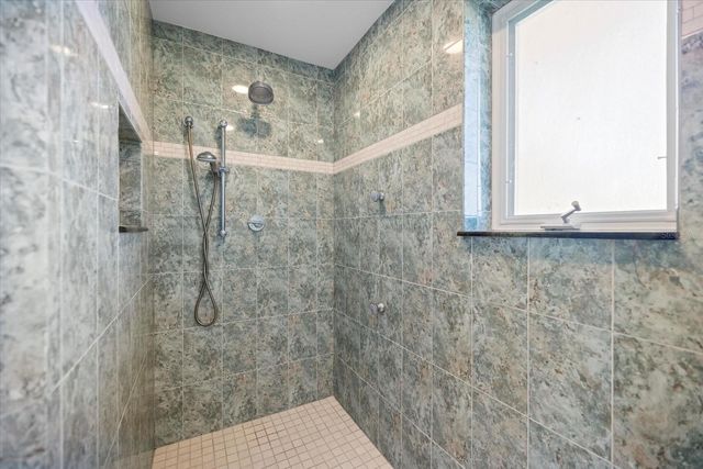 5319 BIMINI DRIVE, Bradenton, FL 34210