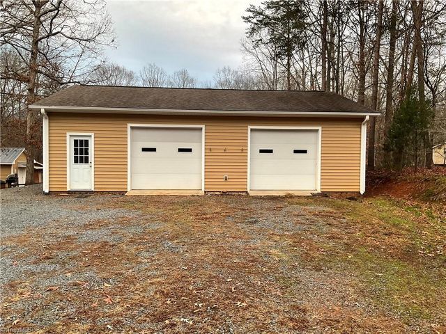 1674 Ridgewood Road, Franklinville, NC 27248