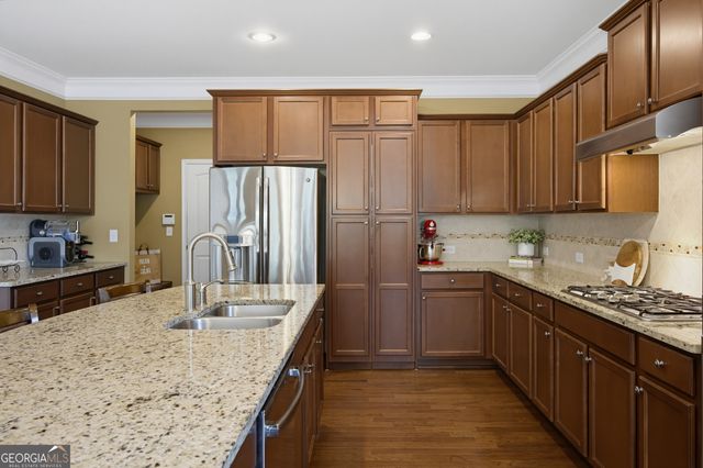 870 Grand Reserve Drive, Suwanee, GA 30024