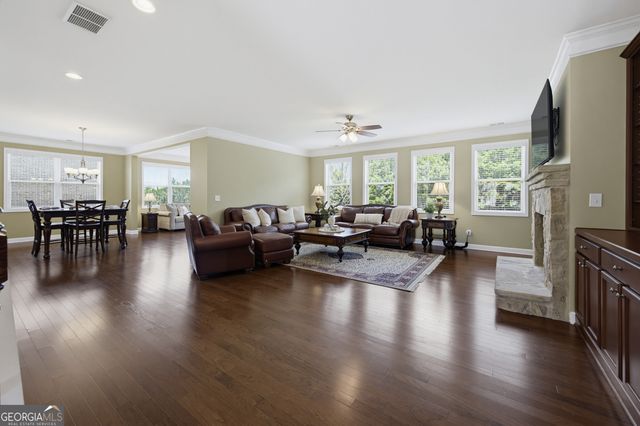 870 Grand Reserve Drive, Suwanee, GA 30024