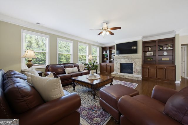 870 Grand Reserve Drive, Suwanee, GA 30024