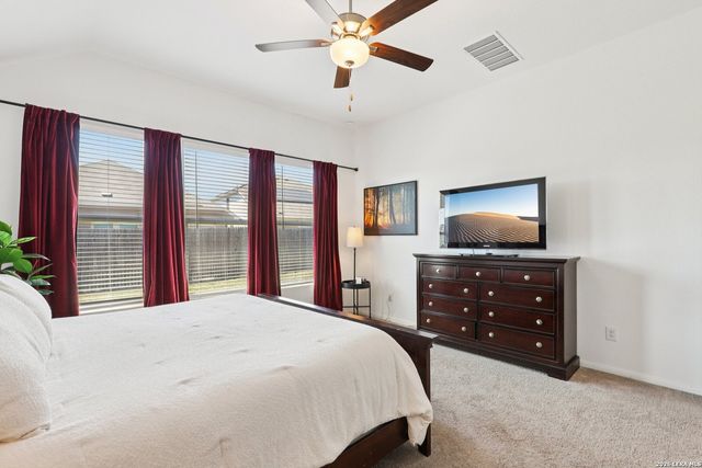8908 LUCIANO RDG, Seguin, TX 78155