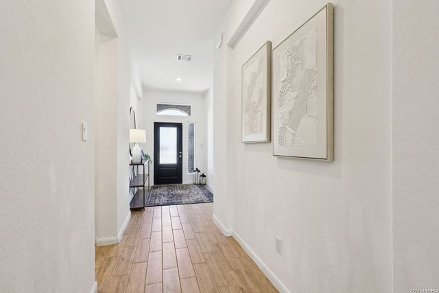 8908 LUCIANO RDG, Seguin, TX 78155