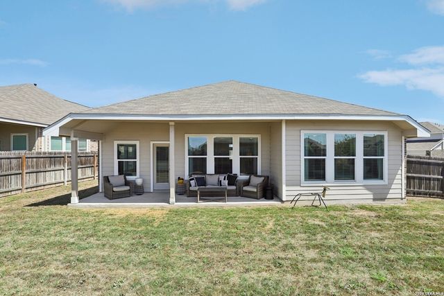 8908 LUCIANO RDG, Seguin, TX 78155