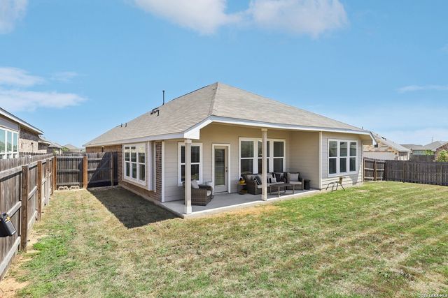8908 LUCIANO RDG, Seguin, TX 78155