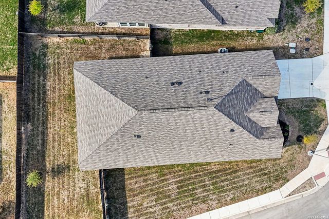 8908 LUCIANO RDG, Seguin, TX 78155