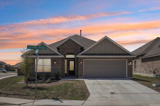 8908 LUCIANO RDG, Seguin, TX 78155