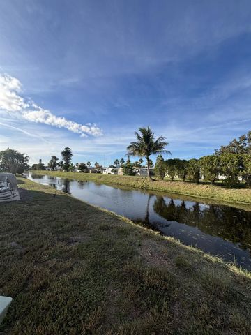 70 SE Spanish Way Way, Port St Lucie, FL 34952