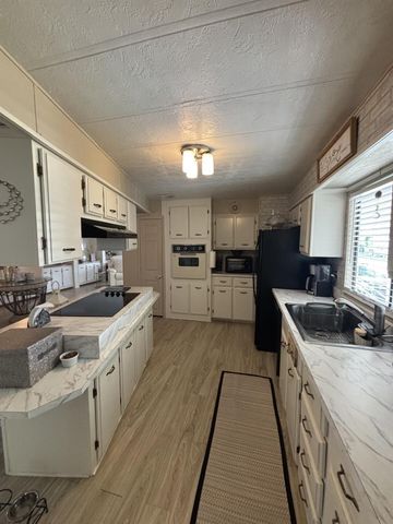 70 SE Spanish Way Way, Port St Lucie, FL 34952