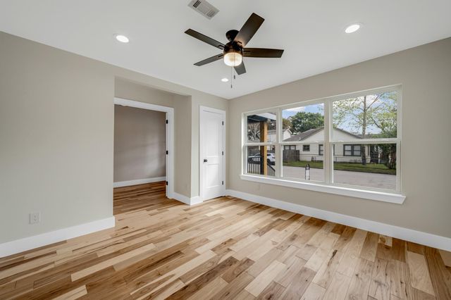 403 Moody Street, Houston, TX 77009