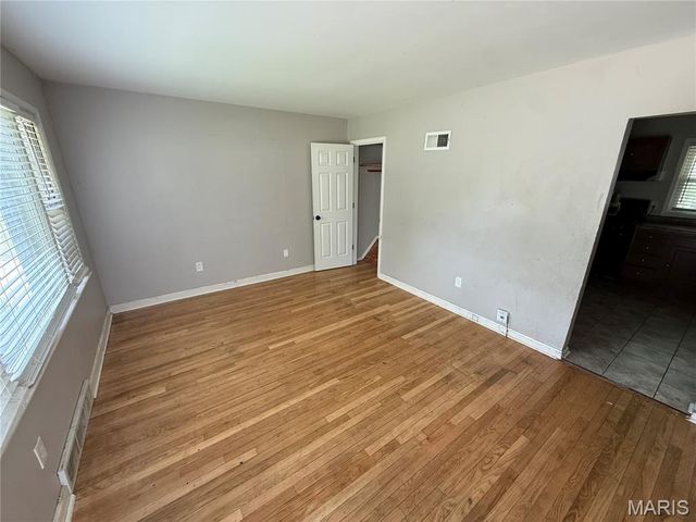 1456 Fairmeadows Lane, St Louis, MO 63138