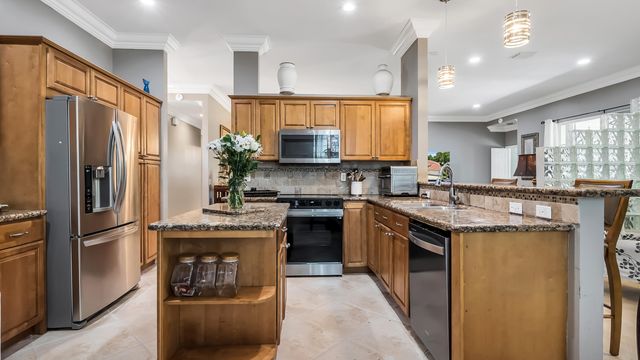 7232 NW 58th Way, Parkland, FL 33067