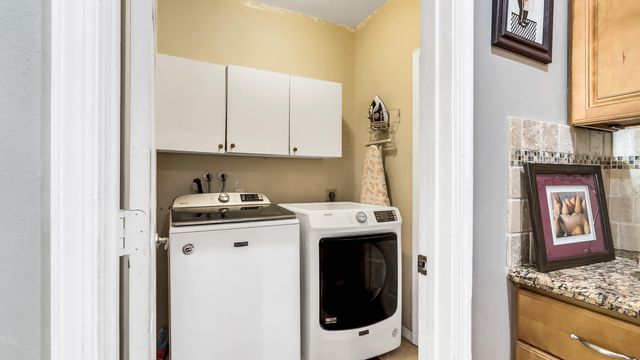 7232 NW 58th Way, Parkland, FL 33067
