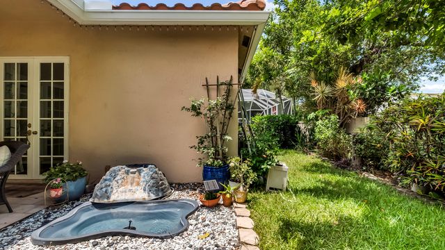 7232 NW 58th Way, Parkland, FL 33067