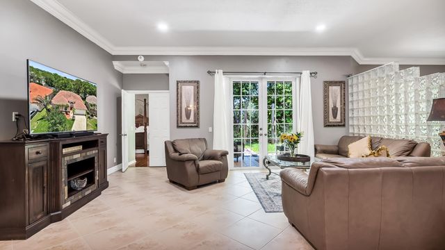 7232 NW 58th Way, Parkland, FL 33067
