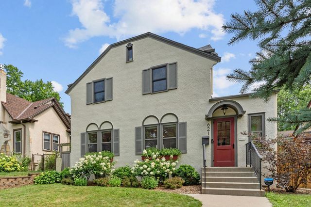 621 Cedar Lake Road S, Minneapolis, MN 55405