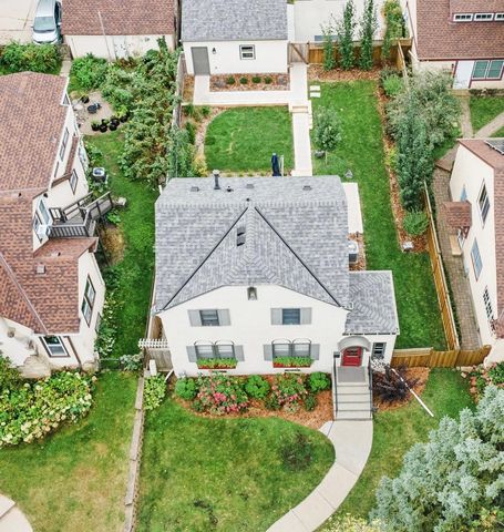 621 Cedar Lake Road S, Minneapolis, MN 55405
