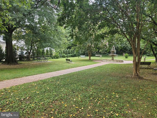 11315 PALISADES CT, Kensington, MD 20895