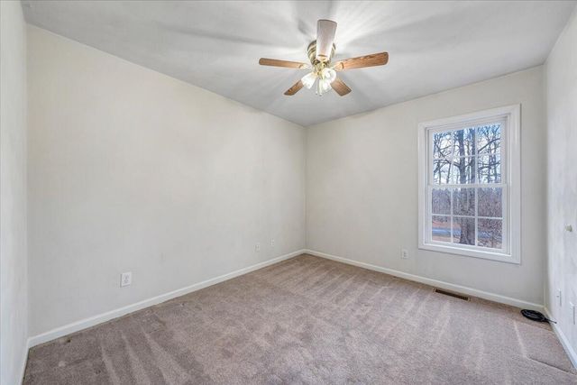 1093 Hales Ford RD, Moneta, VA 24121