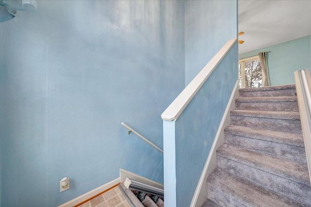 1093 Hales Ford RD, Moneta, VA 24121