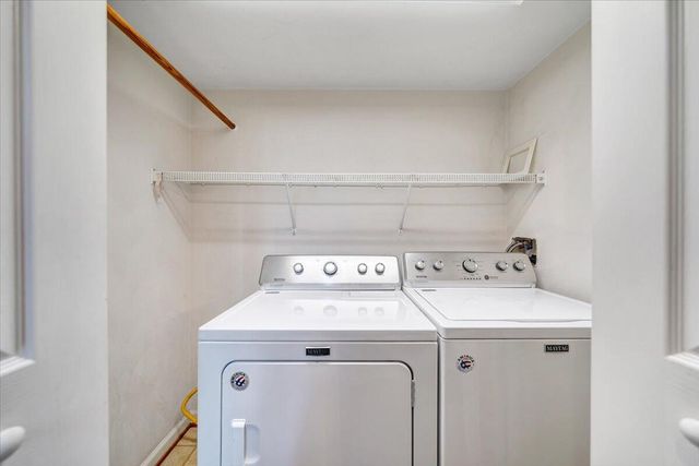 1093 Hales Ford RD, Moneta, VA 24121