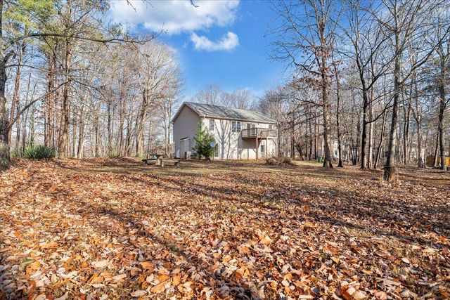 1093 Hales Ford RD, Moneta, VA 24121