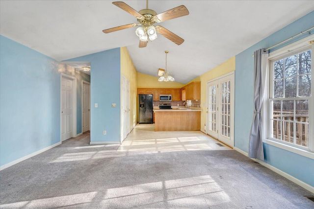 1093 Hales Ford RD, Moneta, VA 24121