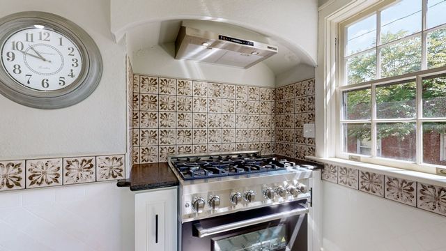 1007 Poplar Street, Murray, KY 42071