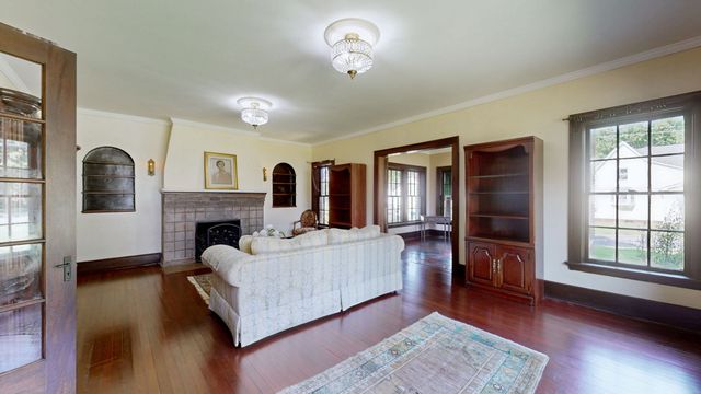 1007 Poplar Street, Murray, KY 42071