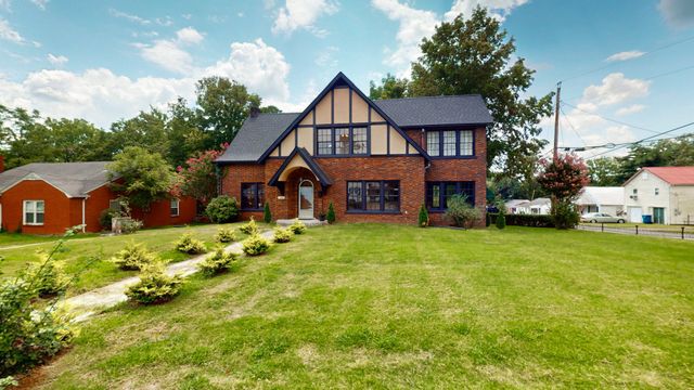 1007 Poplar Street, Murray, KY 42071