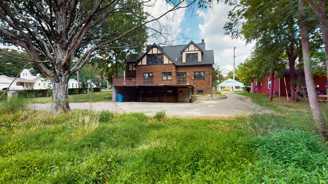 1007 Poplar Street, Murray, KY 42071