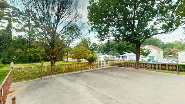 1007 Poplar Street, Murray, KY 42071