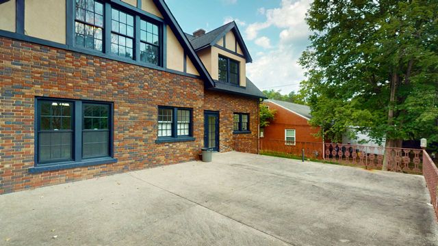 1007 Poplar Street, Murray, KY 42071