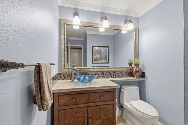 551 Splitrail Drive, Encinitas, CA 92024