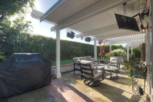 551 Splitrail Drive, Encinitas, CA 92024