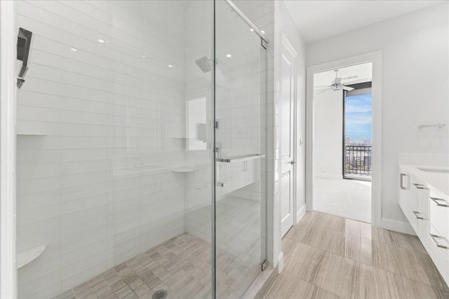 1211 Caroline Street 1504, Houston, TX 77002