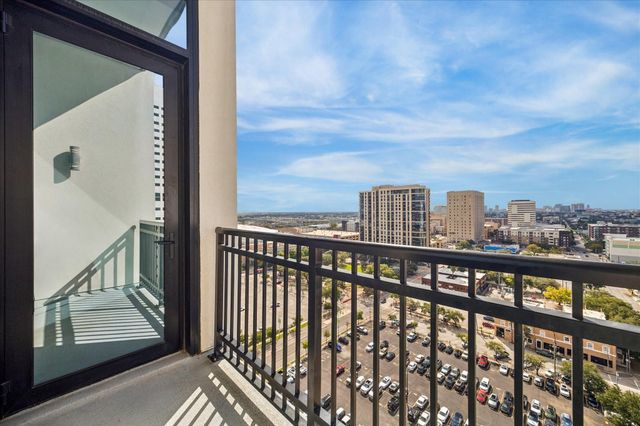 1211 Caroline Street 1504, Houston, TX 77002