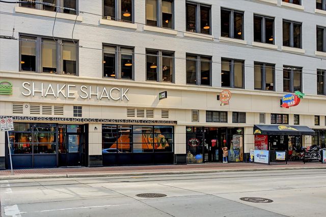 1211 Caroline Street 1504, Houston, TX 77002