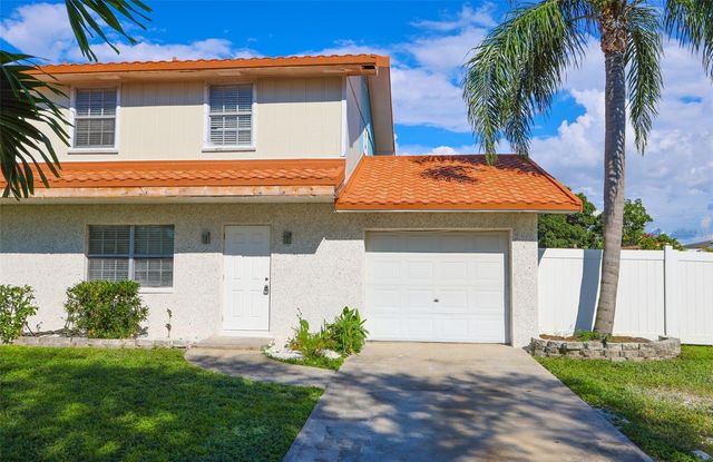1423 MAPLE STREET SW, Largo, FL 33770