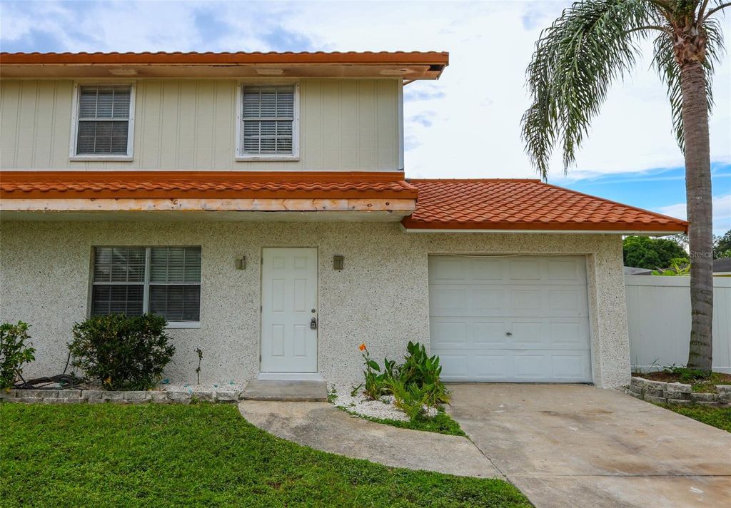 1423 MAPLE STREET SW, Largo, FL 33770
